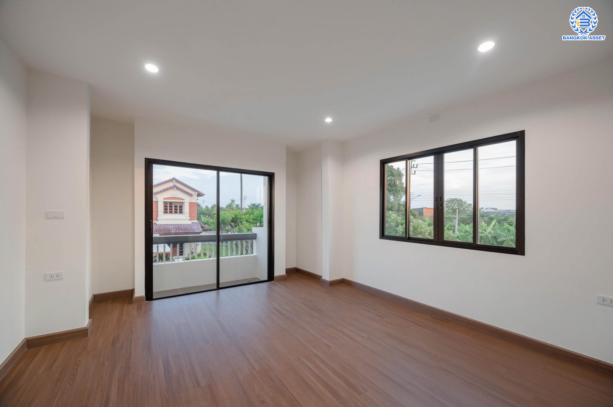 ชลลดา  100 504